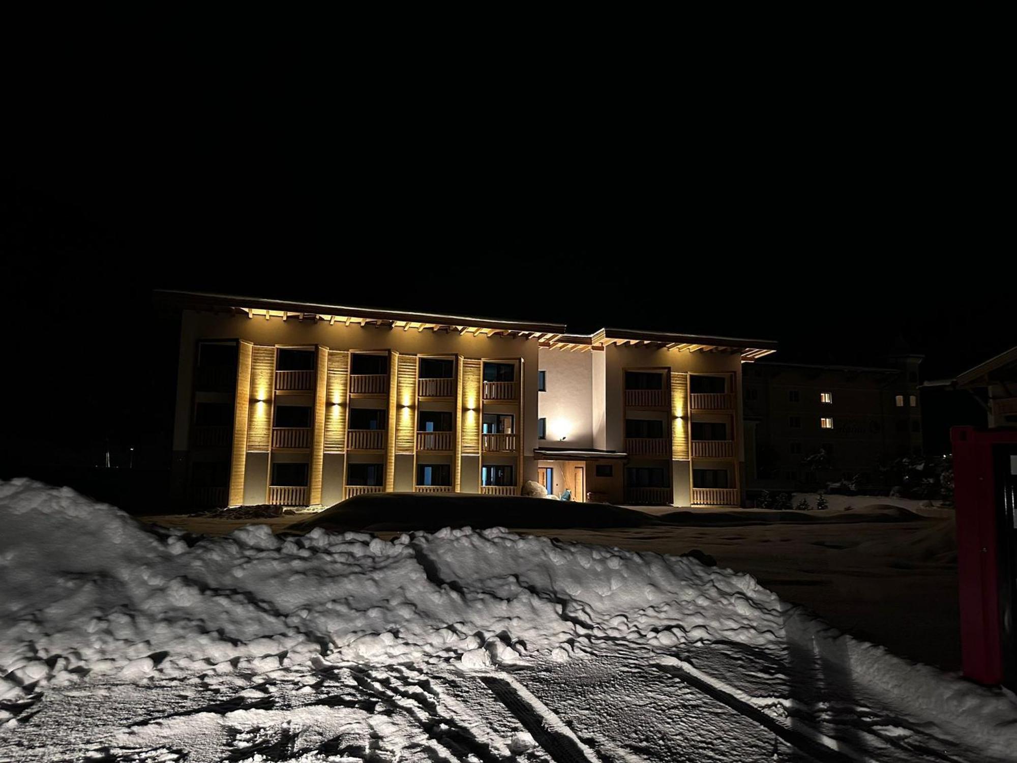 Roessl Lodge Герлос Екстериор снимка